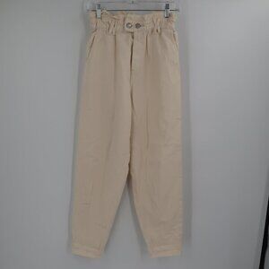 Stradivarius cream colored paper bag style elastic waist jeans size Small = US 4